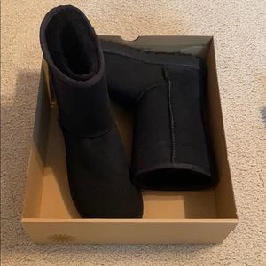 Women’s Classic Short UGG boot